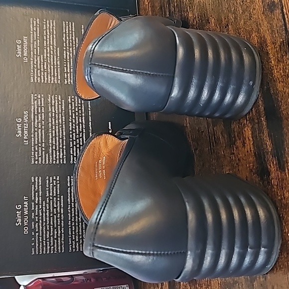 Saint G Navy Blue Leather Loafers (38/7.5) - Picture 3 of 6